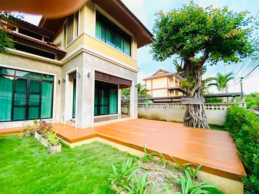 Preme House Boutique Villa San Sai Exterior photo